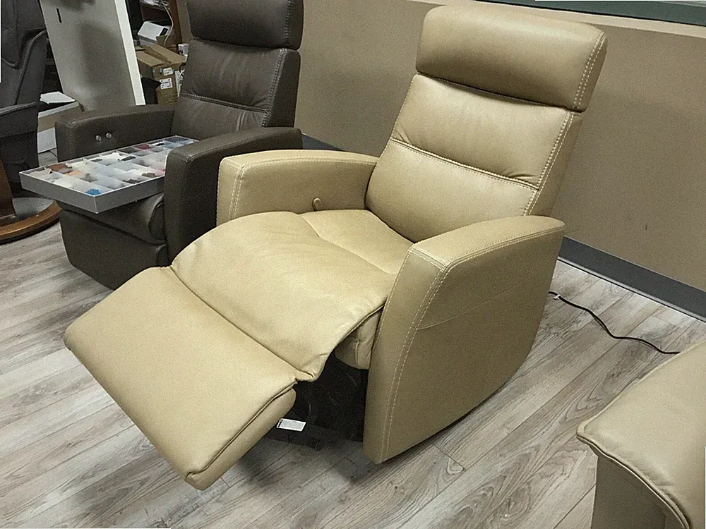 IMG Divani RG225 Medium Manual Relaxer Recliner Chair Trend T408 Sand Leather